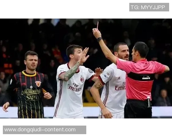 国王杯精彩对决里昂与波尔图战平绝杀瞬间引发全场狂欢 国王杯精彩对决里昂与波尔图战平绝杀瞬间引发全场狂欢