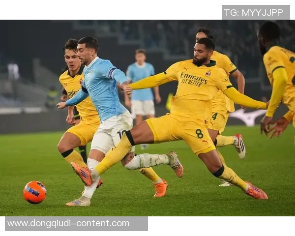 德甲激战曼联大胜AC米兰红牌事件引发全场热议与十大精彩进球回顾