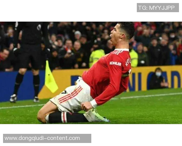 巴黎圣日耳曼逆转曼联上演精彩帽子戏法全场沸腾瞬间回顾